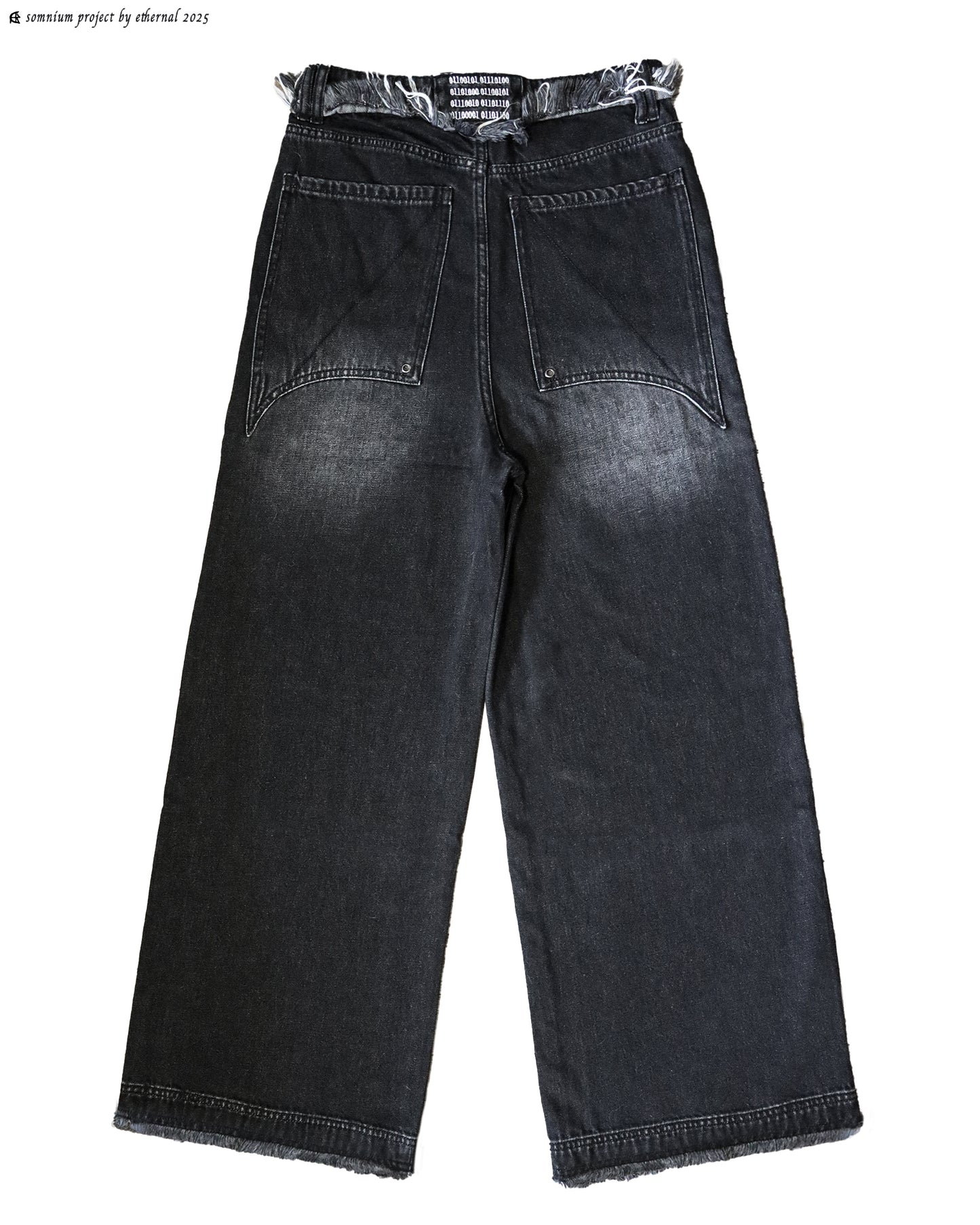 Somnium binary grey washed denim