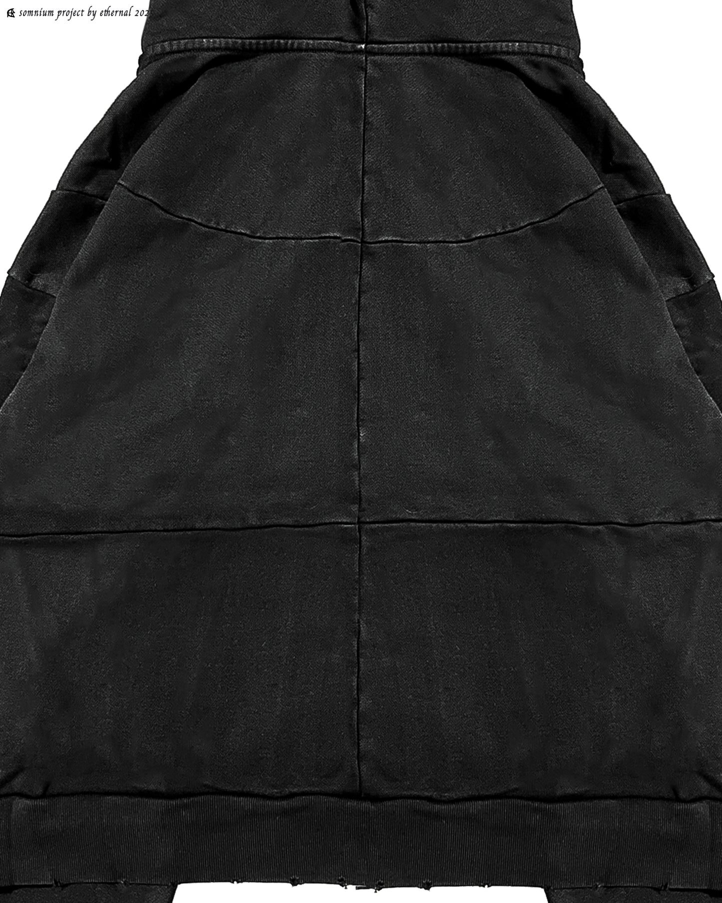 Somnium black zip hoodie