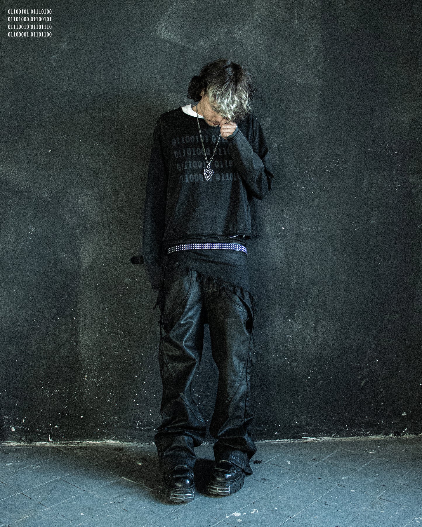 Somnium binary deconstructed longsleeve