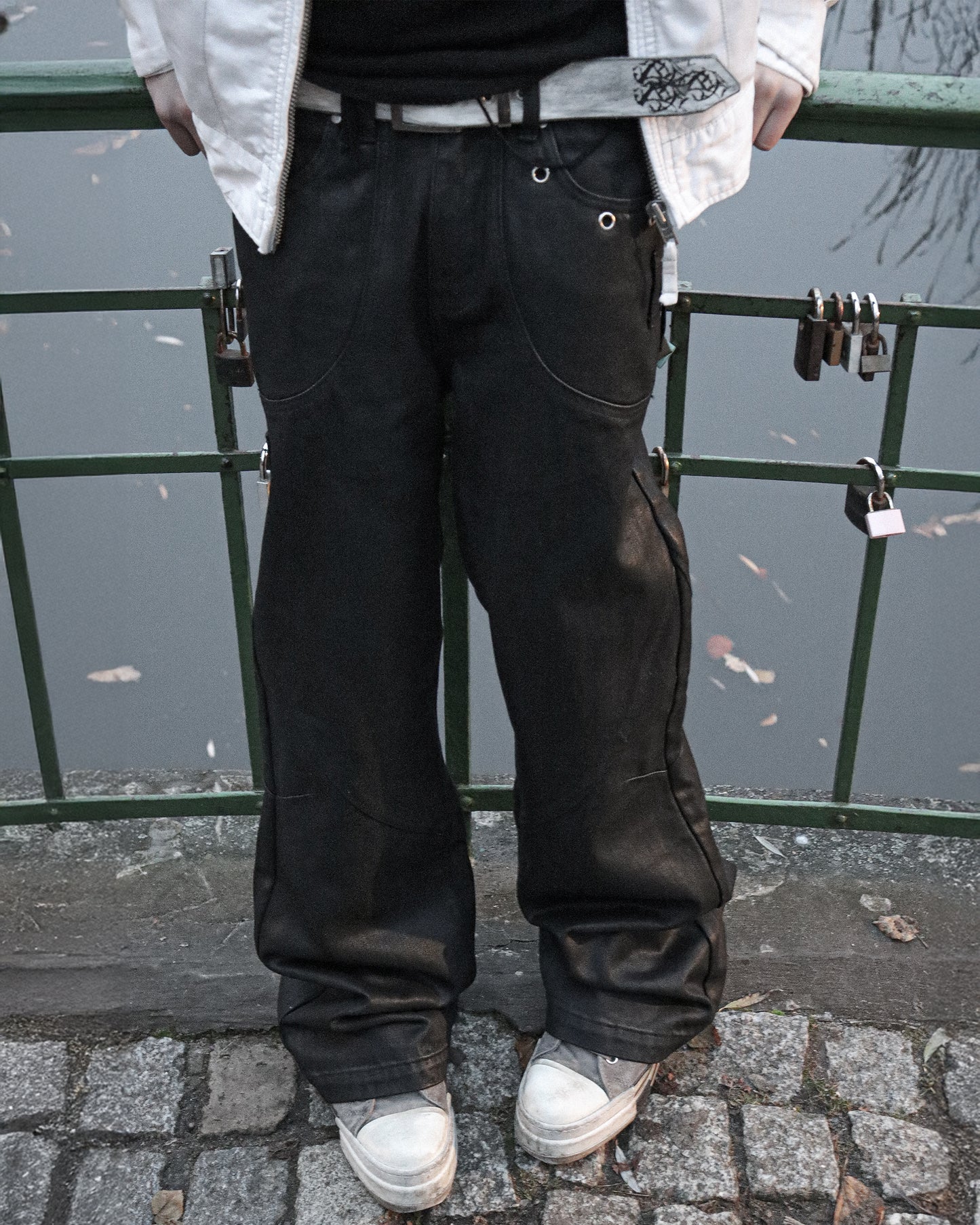 Somnium waxed flared denim